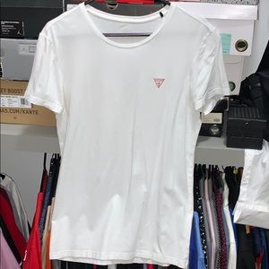 Guess logo t shirt size small